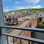 Au Pont Vieux Hébergement de vacances Espalion